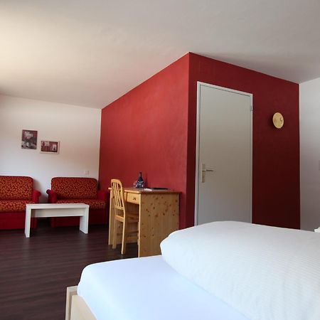Hotel Al Rom Tschierv Quarto foto