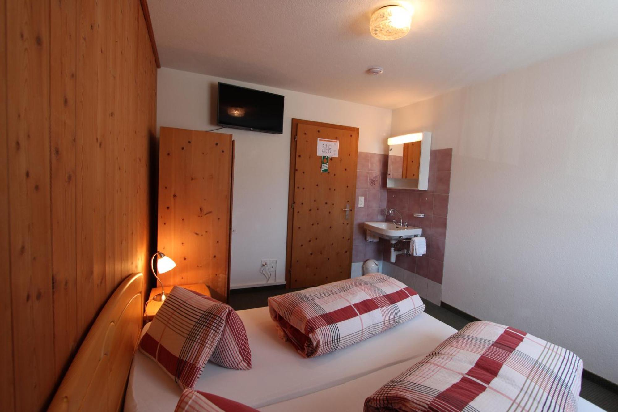 Hotel Al Rom Tschierv Quarto foto