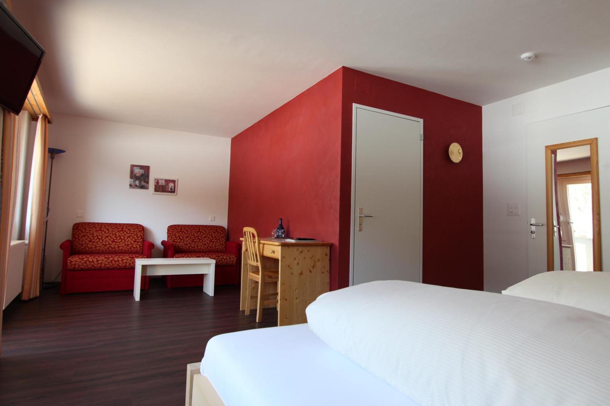 Hotel Al Rom Tschierv Quarto foto