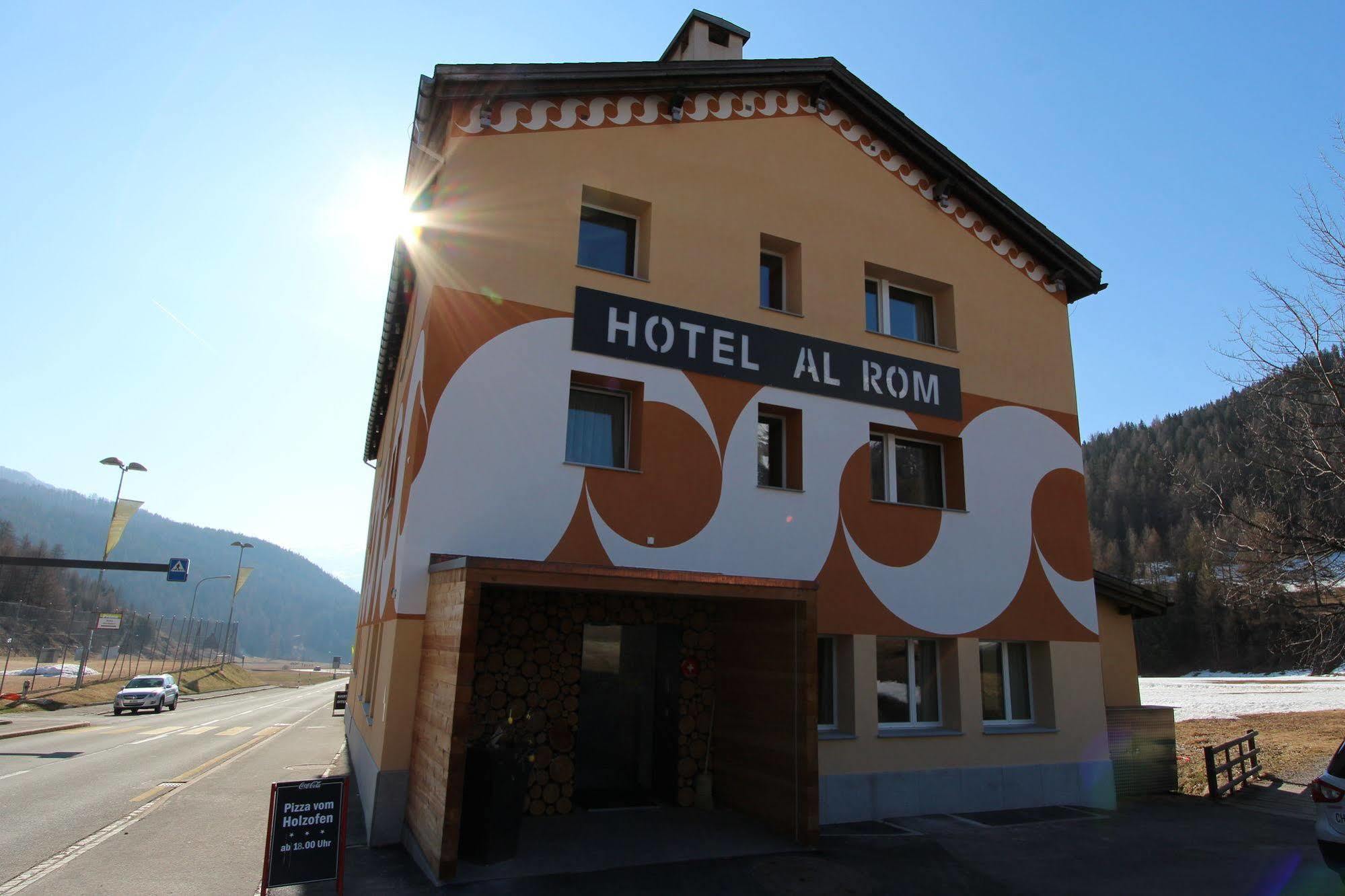 Hotel Al Rom Tschierv Exterior foto